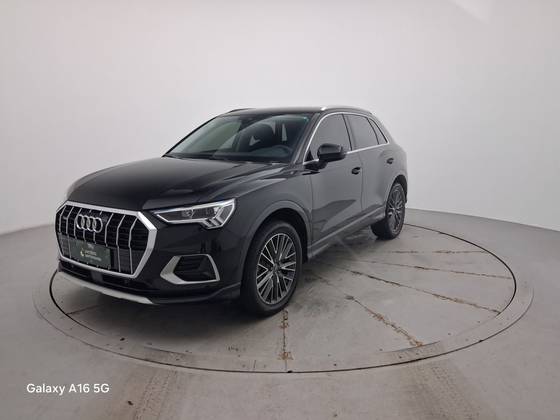 AUDI Q3 2.0 40 TFSI GASOLINA PERFORMANCE QUATTRO TIPTRONIC AUDI Q3 2.0 40 TFSI GASOLINA PERFORMANCE QUATTRO TIPTRONIC
